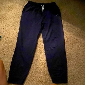 Vineyard Vines joggers